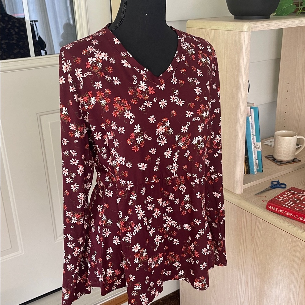 C Est 1946 Floral Burgundy Long Sleeve V Neck Peplum Top Blouse Size M NWT